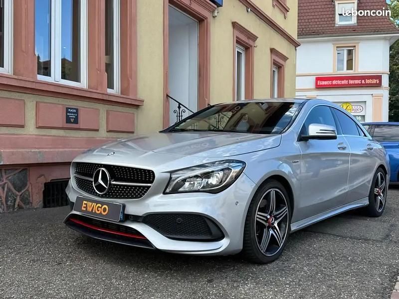 Gris Utilisé 2016 Mercedes CLA250 Berline | 22 290 € - Image 1/4