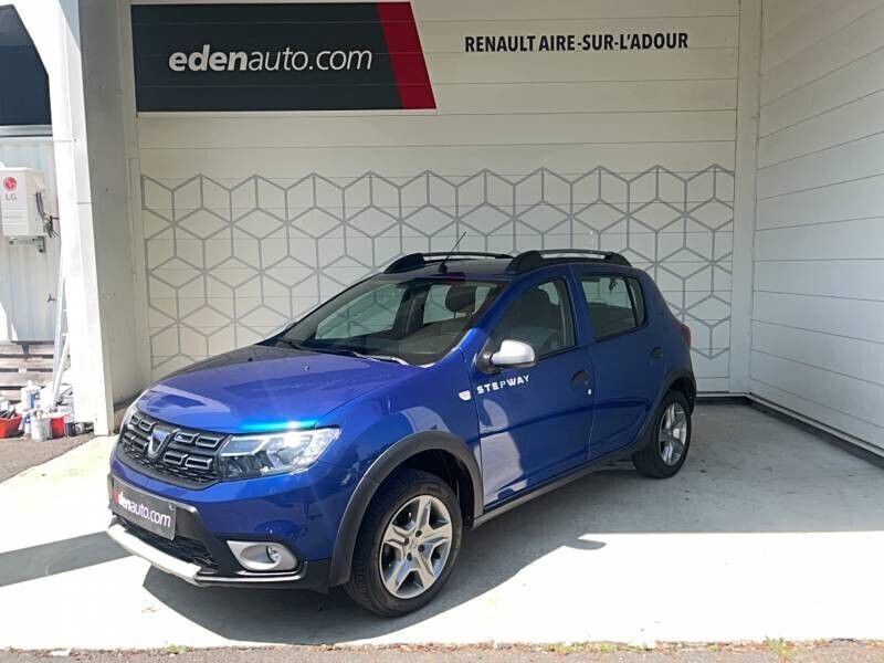 Utilisé 2021 Dacia Sandero Comfort Citadine | 11 990 € - Image 1/4