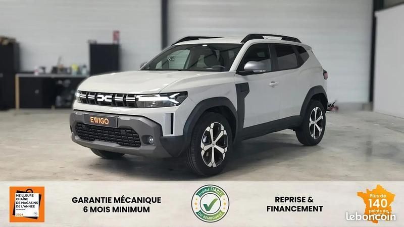 Blanc Nouvelle 2025 Dacia Duster Journey SUV | 25 890 € - Image 1/4