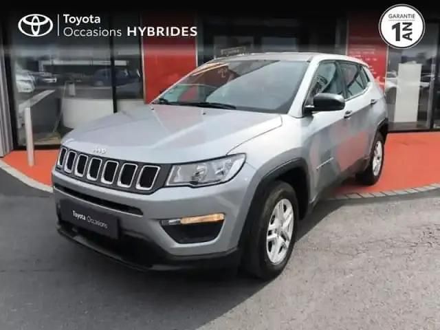 Sting gray Occasion 2018 Jeep Compass SUV | 17 990 € (Bon prix) - Image 1/4