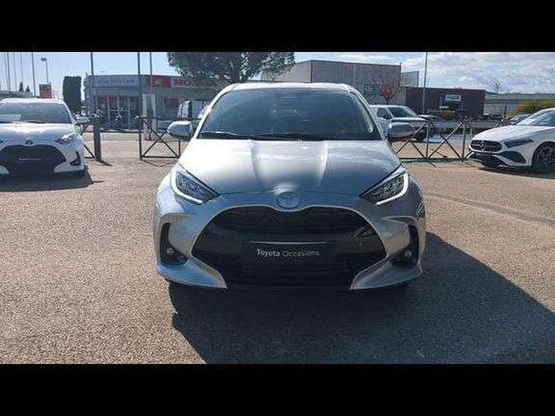 Utilisé 2025 Toyota Yaris Hybrid Design Berline | 24 350 € (Prix assez cher) - Image 1/1