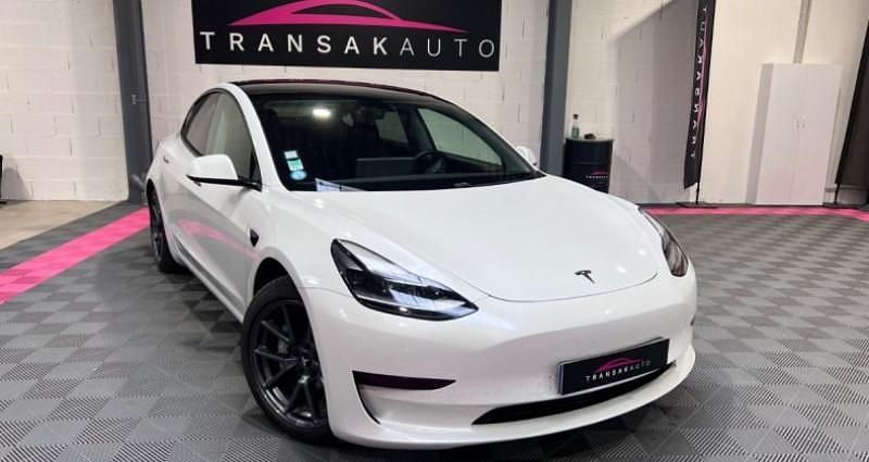 Blanc Utilisé 2021 Tesla Model 3 Standard Range Berline | 24 990 € (Prix juste) - Image 1/4