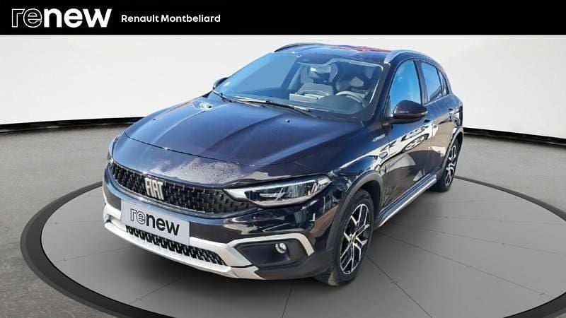 Noir Utilisé 2022 Fiat Tipo Cross Plus Berline | 13 999 € (Prix juste) - Image 1/4