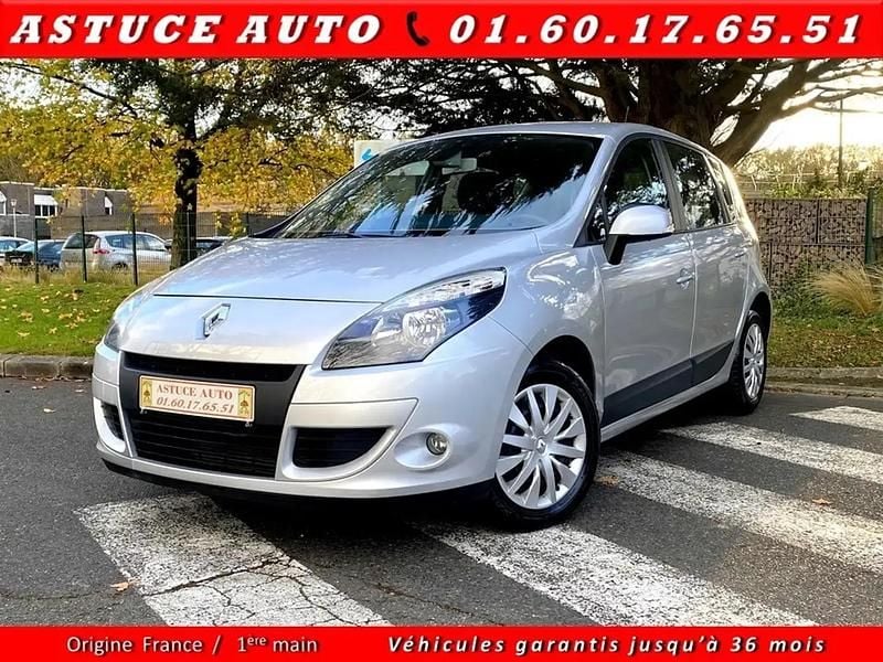 Gris Utilisé 2010 Renault Scénic III Dynamique Monospace | 5 889 € (Bon prix) - Image 1/4