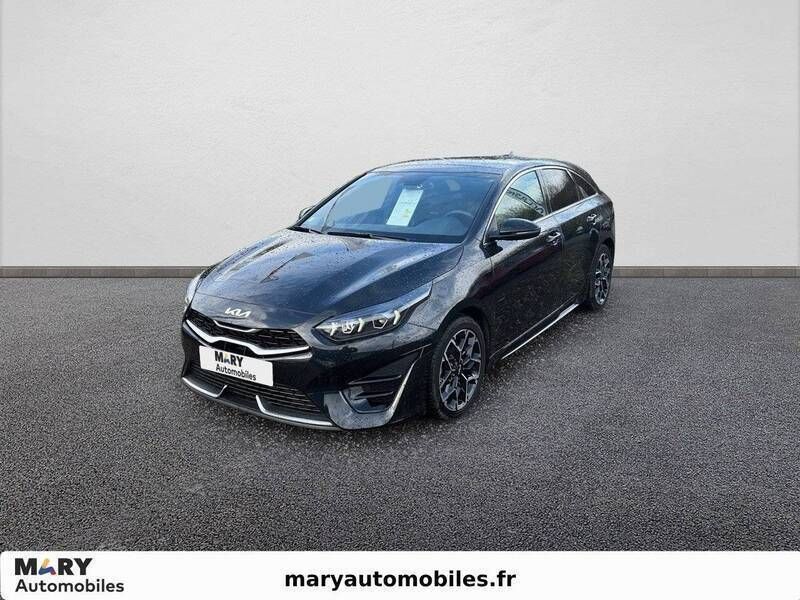 Noir Utilisé 2023 Kia ProCeed Citadine | 27 990 € (Prix juste) - Image 1/3