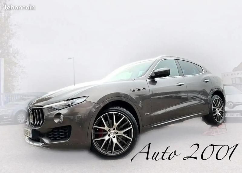 Gris Utilisé 2018 Maserati Levante SUV | 54 990 € (Prix cher) - Image 1/4