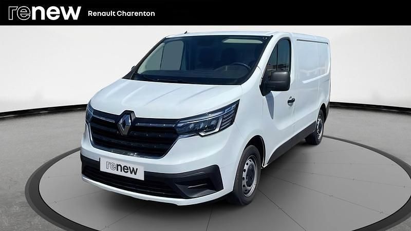 Blanc Utilisé 2023 Renault Trafic Van | 21 490 € (Bon prix) - Image 1/4