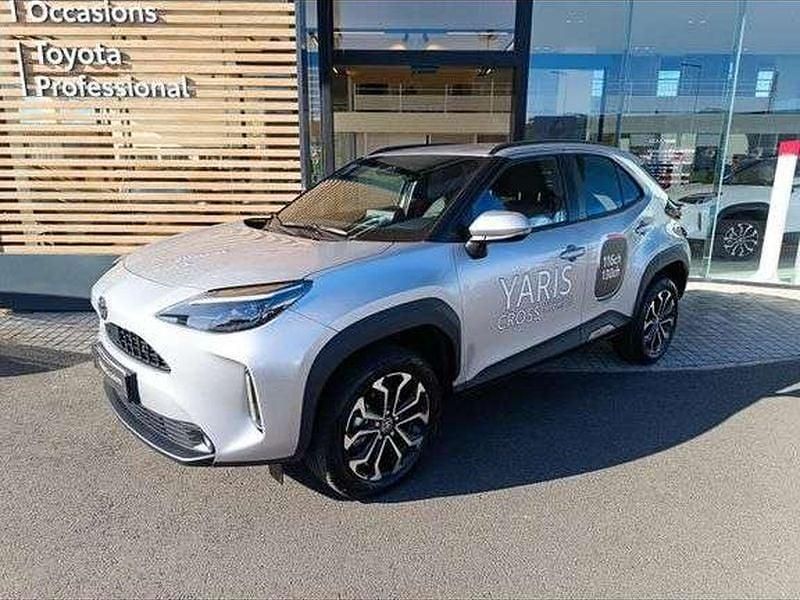 Utilisé 2025 Toyota Yaris Hybrid Design | 28 490 € (Prix cher) - Image 1/1