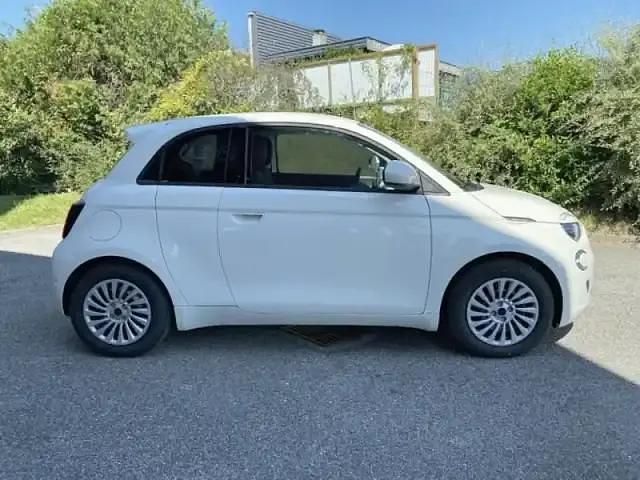 Occasion Fiat 500e 86 kW (118 ch) 2024 Ice white pastel Berline
