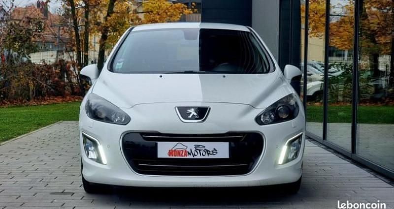 Occasion Peugeot 308 GTi 201 ch (147 kW) 2011 Blanc Berline