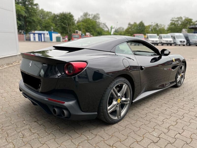Occasion Ferrari Portofino 600 ch (441 kW) 2018 Noir Cabriolet