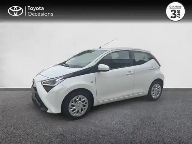 Blanc Utilisé 2018 Toyota Aygo X-play Citadine | 9 980 € (Prix juste) - Image 1/4