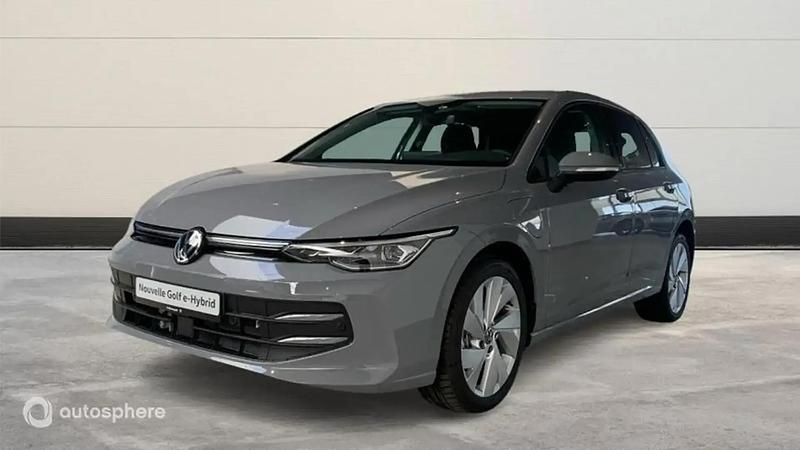 Gris Utilisé 2025 VW Golf VIII Life Berline | 36 999 € - Image 1/4