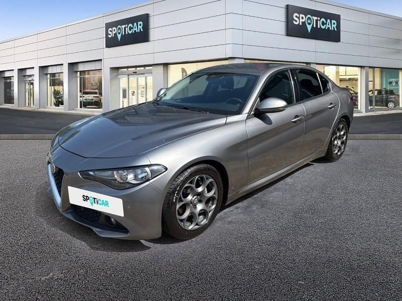 Gris stromboli Utilisé 2017 Alfa Romeo Giulia Business Berline | 17 990 € (Prix assez cher) - Image 1/4
