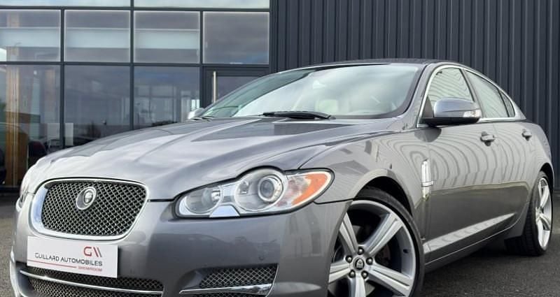 Occasion Jaguar XF 239 ch (175 kW) 2009 Gris Berline