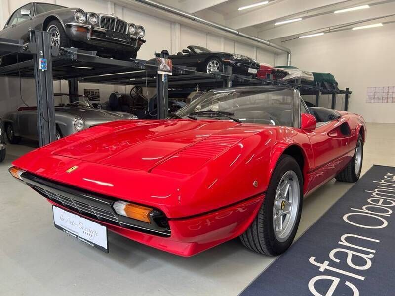 Rouge Utilisé 1980 Ferrari 308 Cabriolet | 129 000 € - Image 1/4