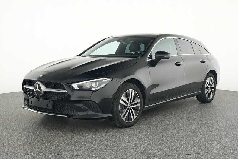 Noir Utilisé 2022 Mercedes CLA250 Shooting Brake Progressive Break | 30 890 € - Image 1/1