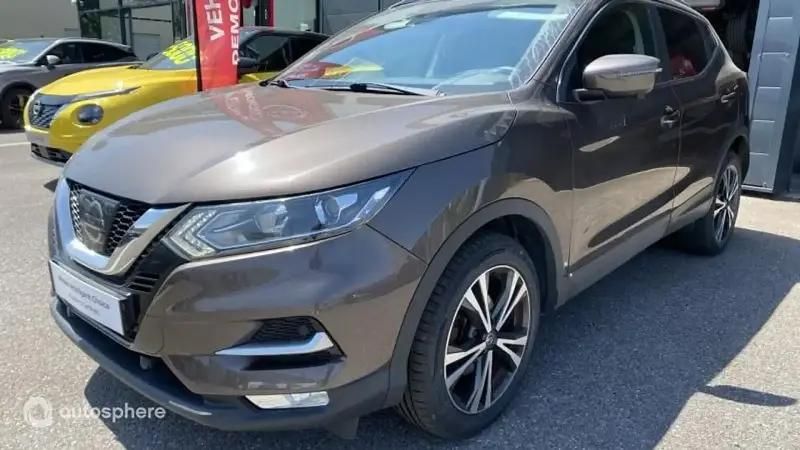 Brun Utilisé 2017 Nissan Qashqai N-Connecta SUV | 12 999 € (Prix juste) - Image 1/4