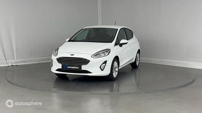Blanc Occasion 2019 Ford Fiesta Titanium Berline | 12 999 € (Bon prix) - Image 1/4