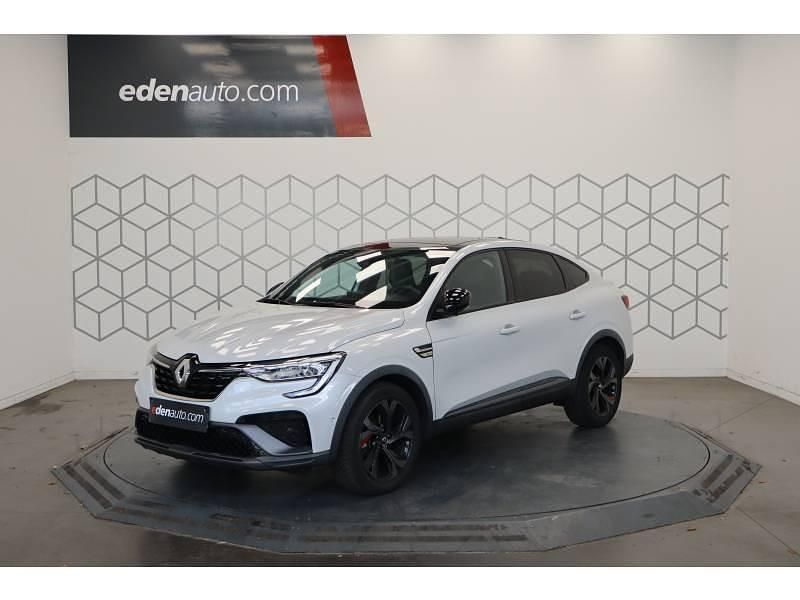 Utilisé 2022 Renault Arkana R.S. SUV | 23 290 € (Prix juste) - Image 1/4
