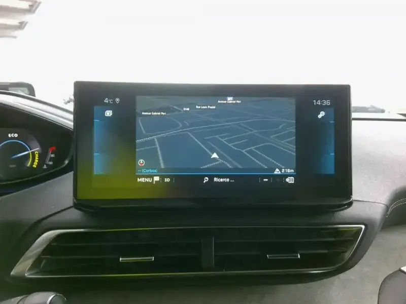 Image 2/4