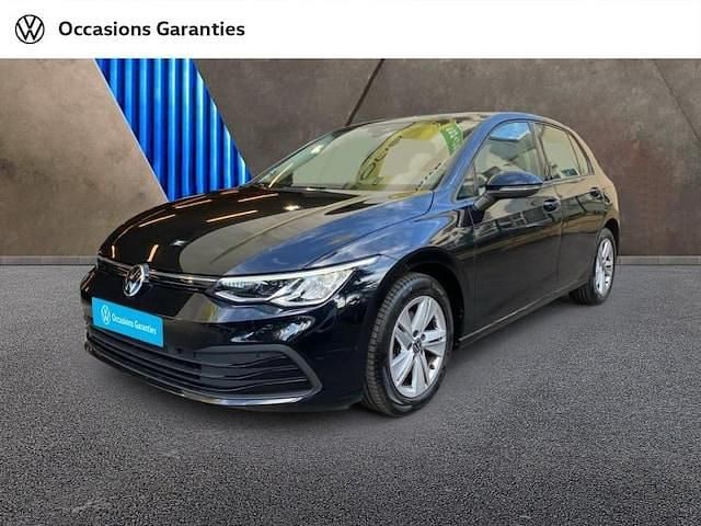 Utilisé 2021 VW Golf VIII Life | 21 900 € (Prix juste) - Image 1/4