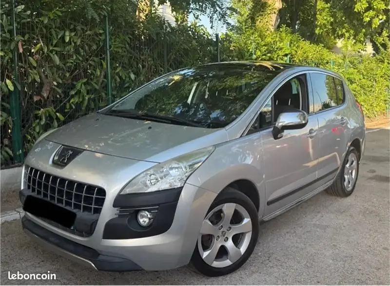 Gris Utilisé 2011 Peugeot 3008 Monospace | 4 790 € (Bon prix) - Image 1/4
