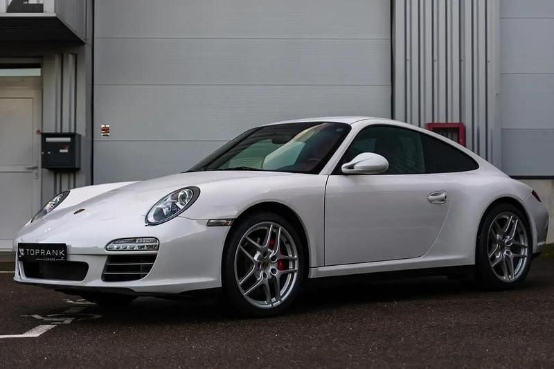 Blanc Occasion 2010 Porsche 911 Carrera 4S Coupé | 79 997 € (Prix juste) - Image 1/4