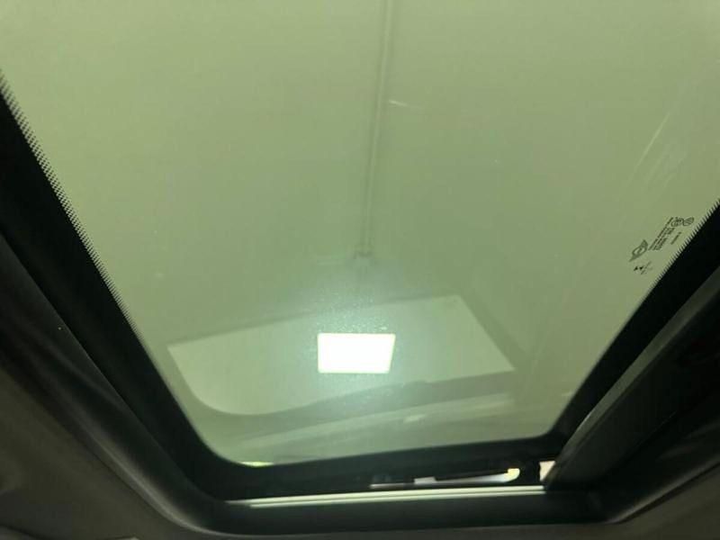 Image 2/4