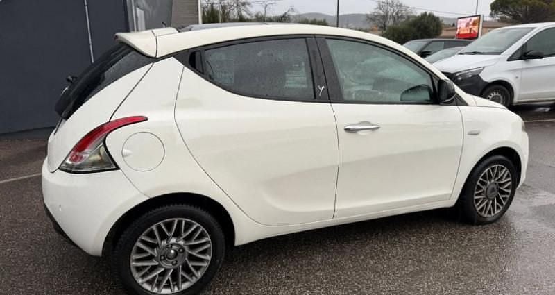 Occasion Lancia Ypsilon 85 ch (62 kW) 2012 Citadine