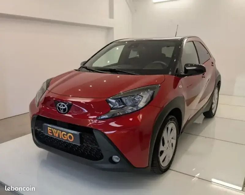 Rouge Utilisé 2022 Toyota Aygo Design Citadine | 13 990 € (Prix juste) - Image 1/4