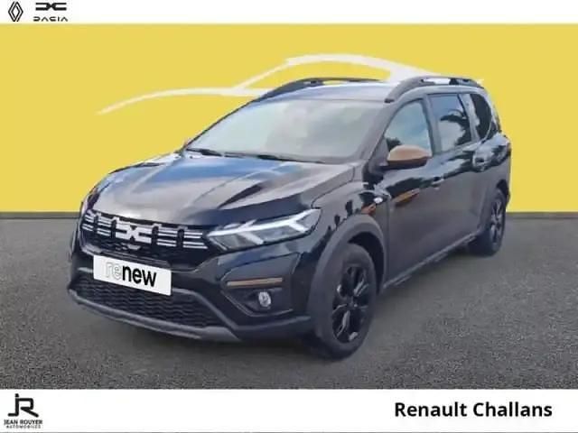 Noir Utilisé 2025 Dacia Jogger Extreme Monospace | 27 990 € - Image 1/4