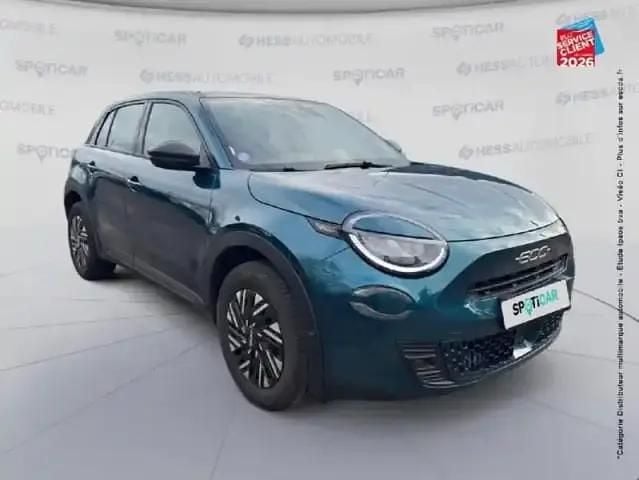 Occasion Fiat 600 137 ch (100 kW) 2024 Bleu SUV