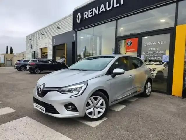 Gris clair Utilisé 2020 Renault Clio V Business Berline | 14 470 € (Prix juste) - Image 1/4