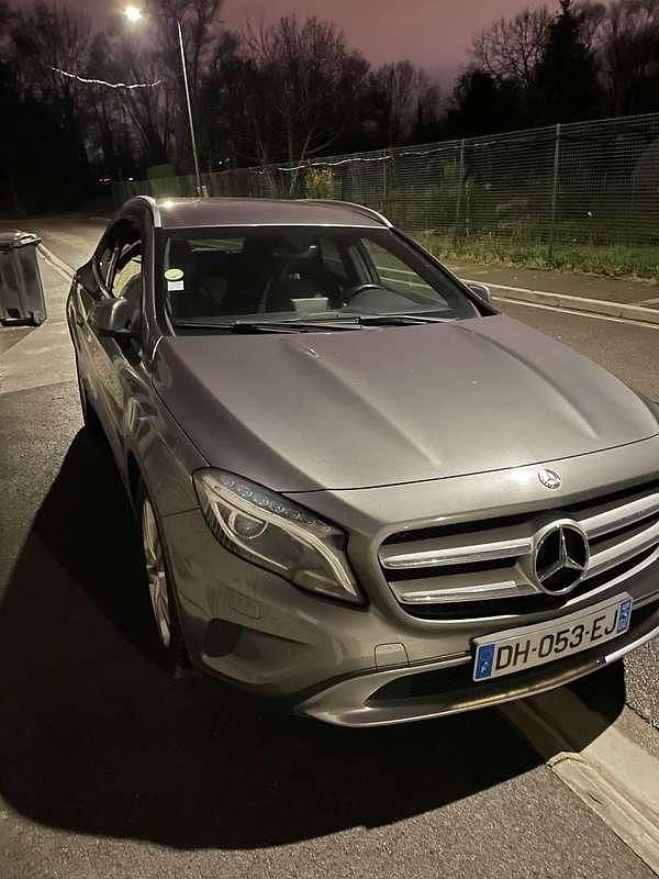 Occasion Mercedes GLA200 136 ch (100 kW) 2014 Gris SUV