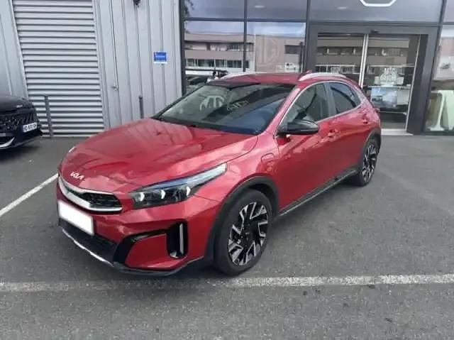 Rouge rubis métallisé Utilisé 2022 Kia XCeed SUV | 18 990 € (Prix juste) - Image 1/4