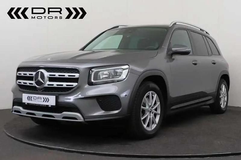 Gris Occasion 2020 Mercedes GLB180 Business SUV | 25 995 € (Prix assez cher) - Image 1/4