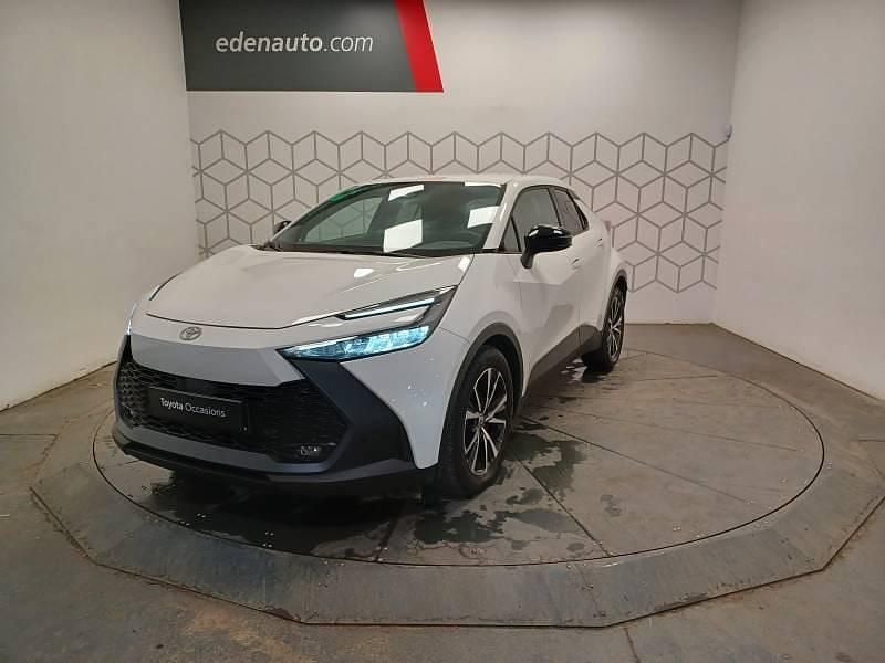 Utilisé 2025 Toyota C-HR Design SUV | 31 580 € - Image 1/4