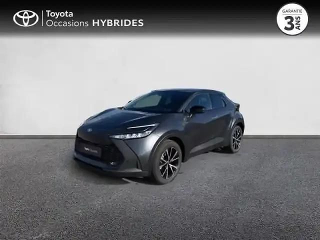 Gris atlas métallisé Utilisé 2025 Toyota C-HR Design SUV | 36 480 € - Image 1/4