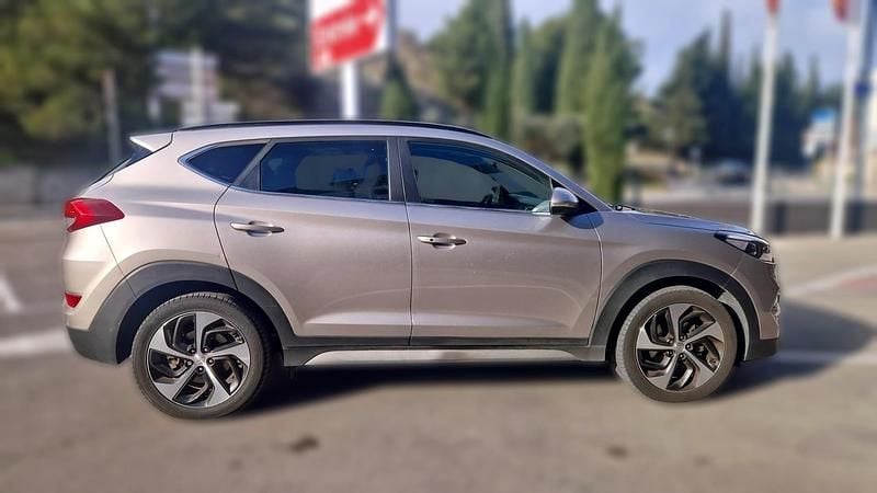 Occasion Hyundai Tucson 141 ch (103 kW) 2018 Marron SUV