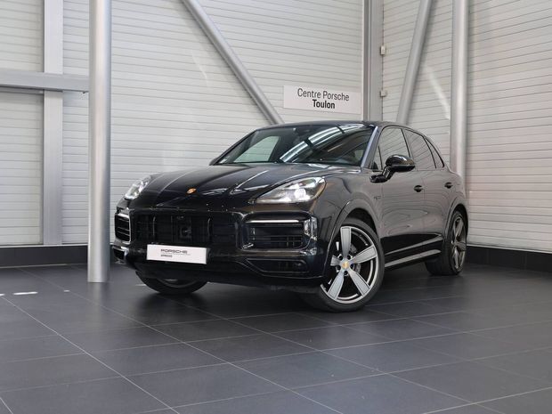 Noir Utilisé 2022 Porsche Cayenne Platinum Edition SUV | 82 990 € (Prix juste) - Image 1/4