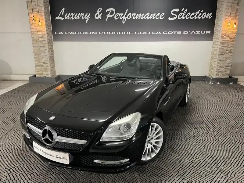 Noir Utilisé 2011 Mercedes SLK250 Cabriolet | 23 990 € - Image 1/4