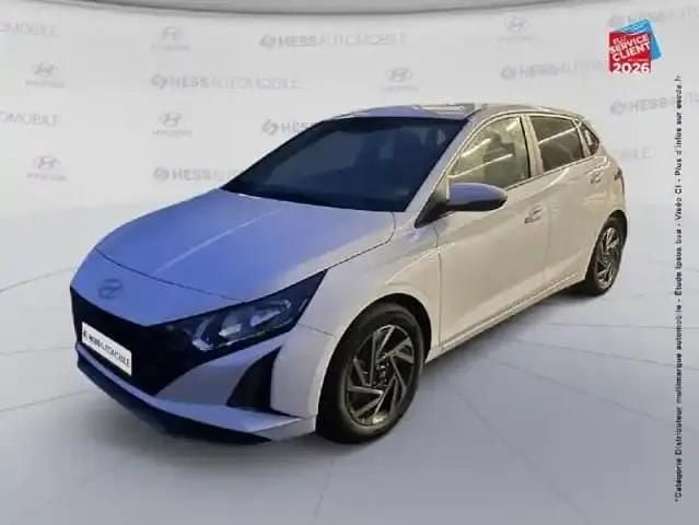 Atlas white Occasion 2025 Hyundai i20 Berline | 19 999 € (Prix juste) - Image 1/4