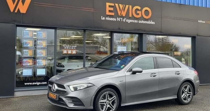 Gris Utilisé 2020 Mercedes A250 AMG line Berline | 24 990 € (Bon prix) - Image 1/4