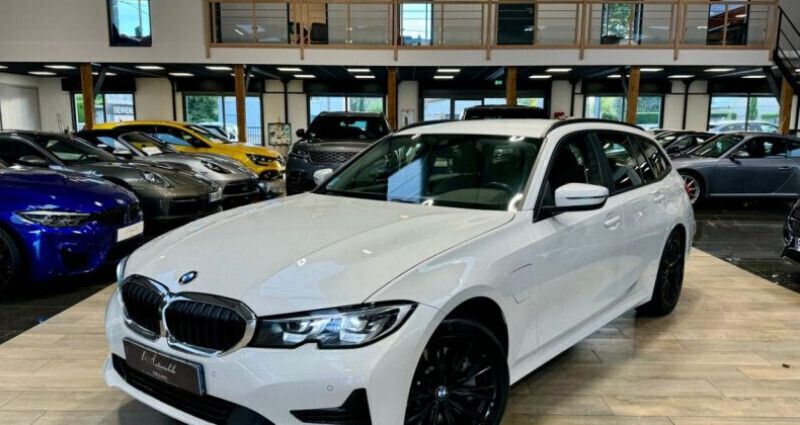 Utilisé 2020 BMW 330 Sport Line Break | 28 990 € - Image 1/4
