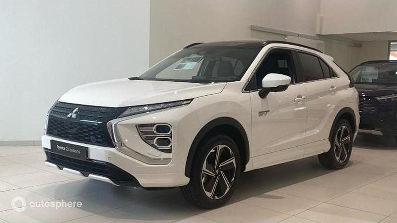 Blanc Nouvelle 2024 Mitsubishi Eclipse Cross Instyle SUV | 33 990 € - Image 1/4