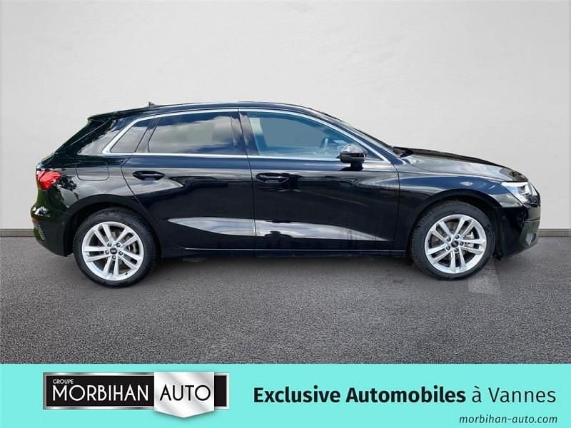 Occasion Audi A3 Sportback e-tron Business 150 ch (110 kW) 2024 Noir mythe métallisé Citadine