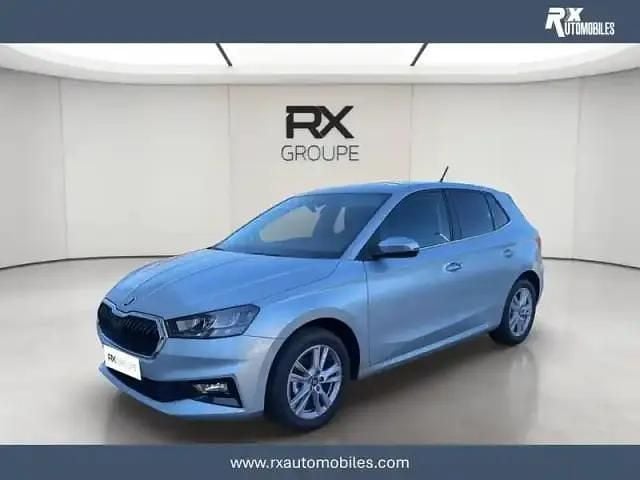 Gris Occasion 2025 Skoda Fabia Selection Berline | 21 173 € (Prix cher) - Image 1/4