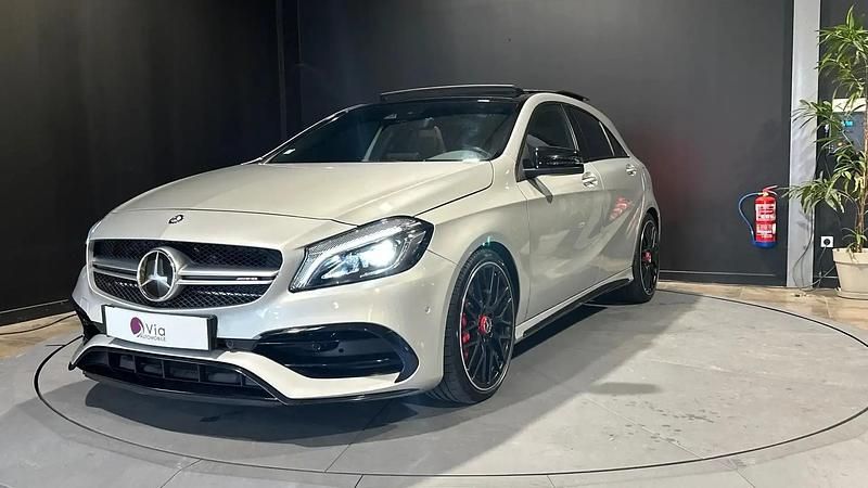 Gris Utilisé 2016 Mercedes A45 AMG AMG Berline | 36 990 € (Prix cher) - Image 1/4