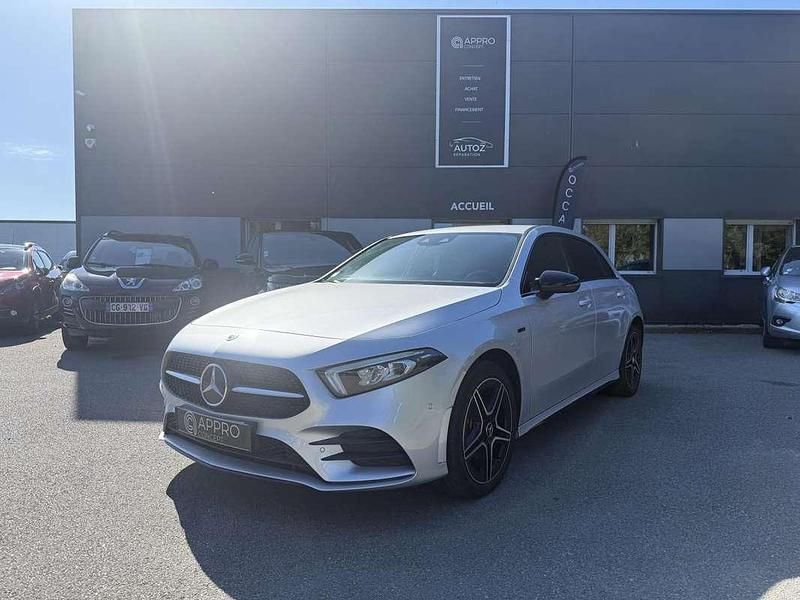Occasion Mercedes A250 AMG line 160 ch (117 kW) 2021 Gris Berline